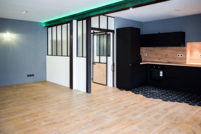 A louer MAISON  DE MAîTRE  MONTBAZIN