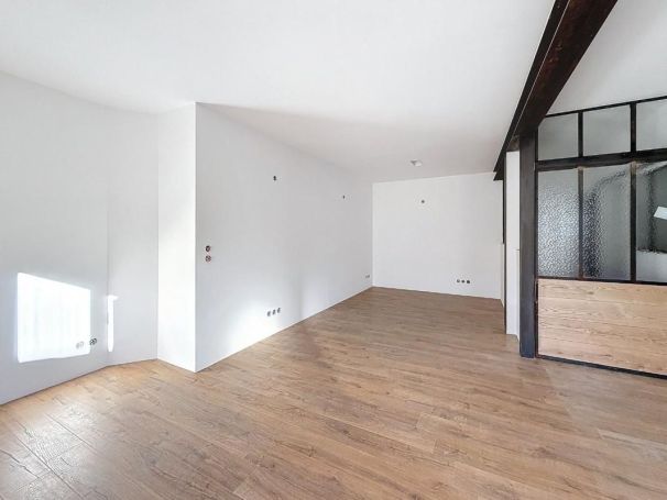 A louer MAISON  DE MAîTRE  MONTBAZIN