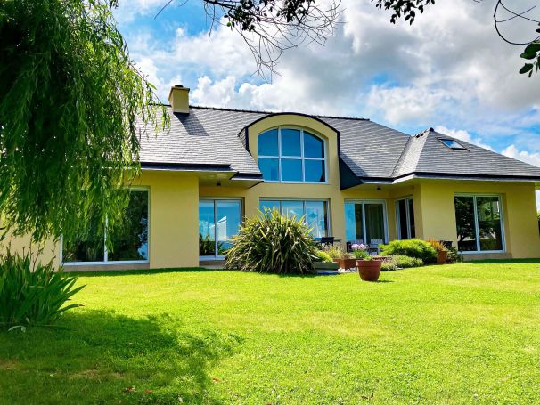 A vendre Maison contemporaine 10 pieces 250 m2 Vue mer Landéda