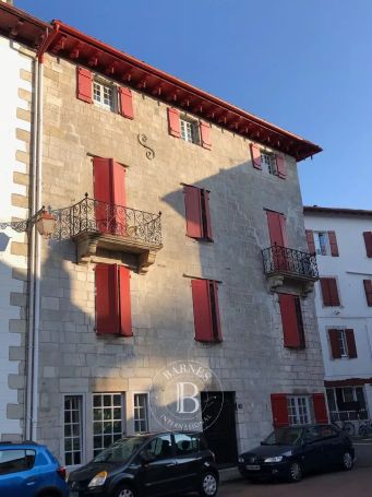 A vendre APPARTEMENT T4 85 M2 BORD DE MER CIBOURE