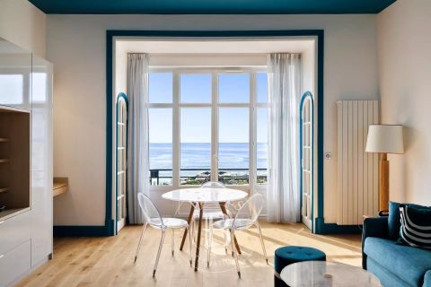 A vendre BORD DE MER BIARRITZ