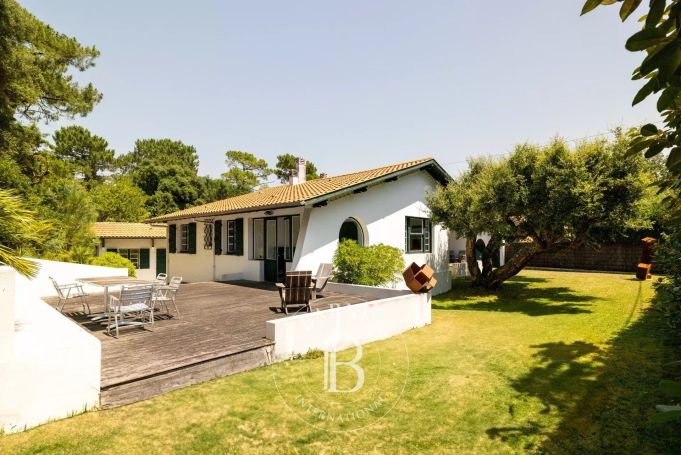 A vendre MAISON  9 PIECES 220 M2 BORD DE MER HOSSEGOR