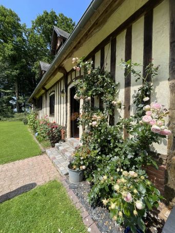 A louer LONGèRE  6 PIECES 150 M2  SAINT ROMAIN DE COLBOSC