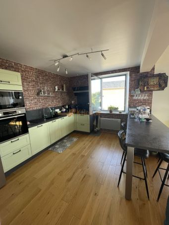 A vendre APPARTEMENT T3 90 M2 BORD DE MER FECAMP MER COMMERCES