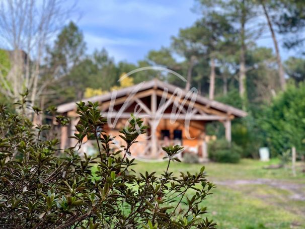 A vendre MAISON  5 PIECES 110 M2 BORD DE MER LANTON
