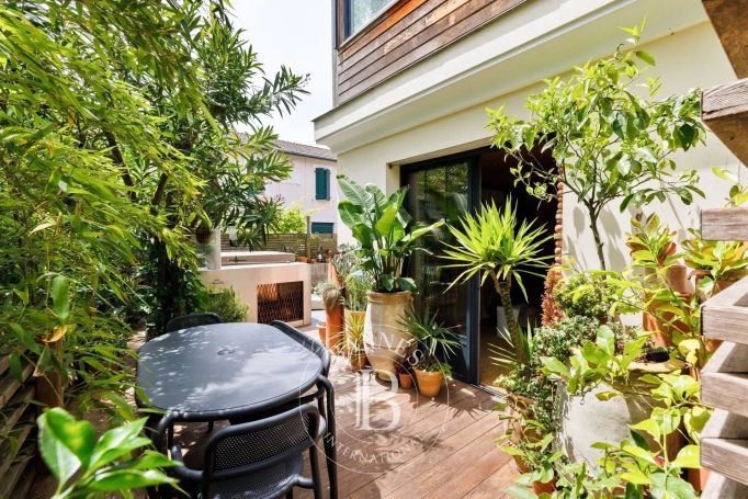 A vendre MAISON  7 PIECES 170 M2 BORD DE MER BIARRITZ