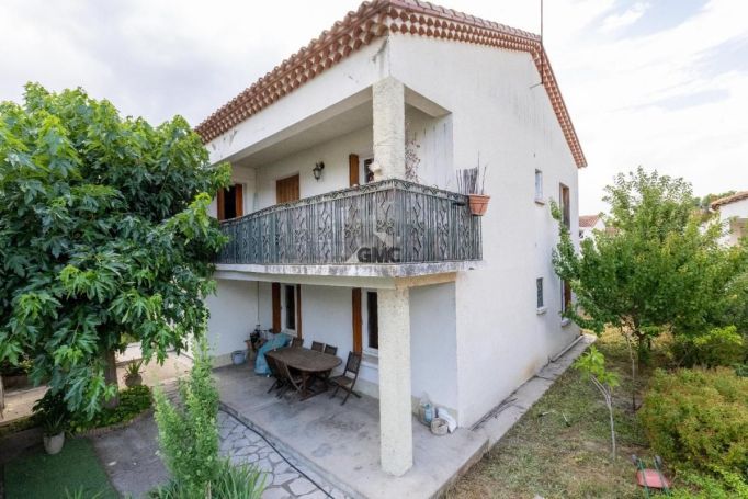 A louer MAISON  6 PIECES 142 M2 BORD DE MER PEZENAS