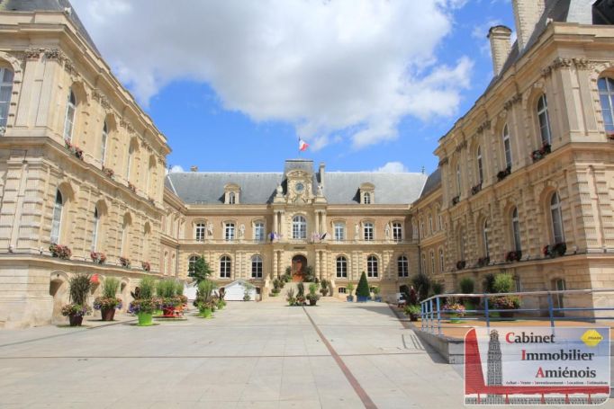 A louer APPARTEMENT T6 90 M2  AMIENS