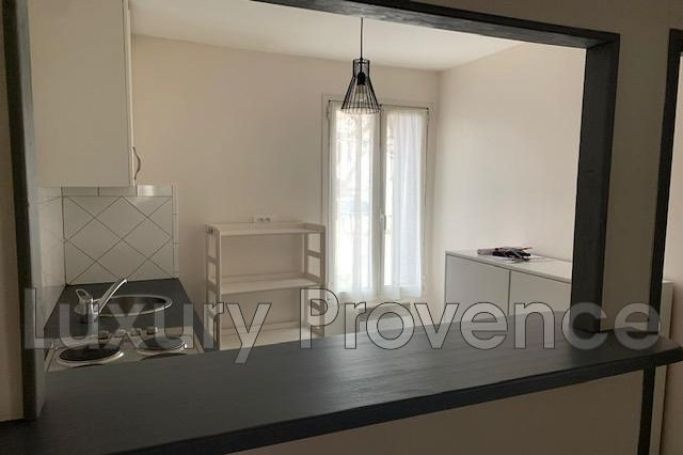 A louer APPARTEMENT T3 47 M2  FUVEAU