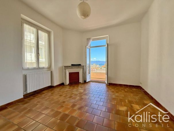 A louer APPARTEMENT T3 76 M2 BORD DE MER AJACCIO