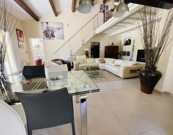 A louer MAISON  4 PIECES 148 M2  PUJAUT