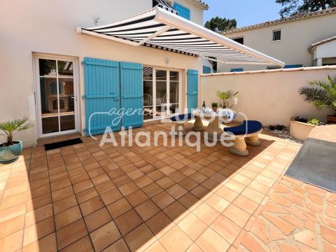 A louer MAISON  5 PIECES 90 M2 BORD DE MER LA PALMYRE