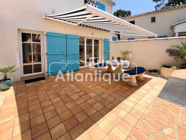 A louer MAISON  5 PIECES 90 M2 BORD DE MER LA PALMYRE