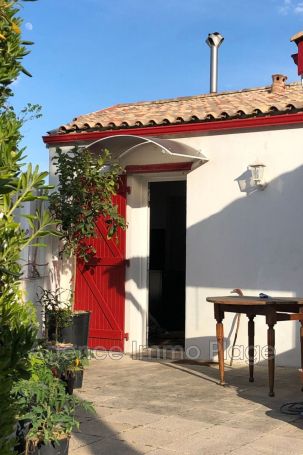 A vendre MAISON  6 PIECES 105 M2 BORD DE MER SOULAC SUR MER