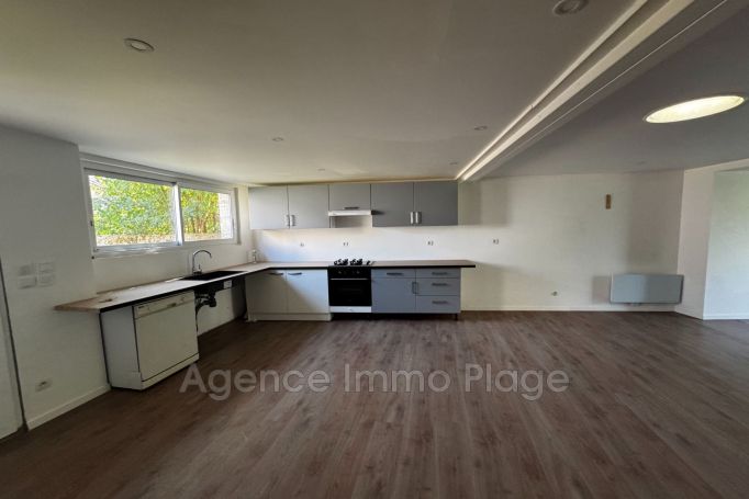 A vendre MAISON  4 PIECES 94 M2  BEGADAN