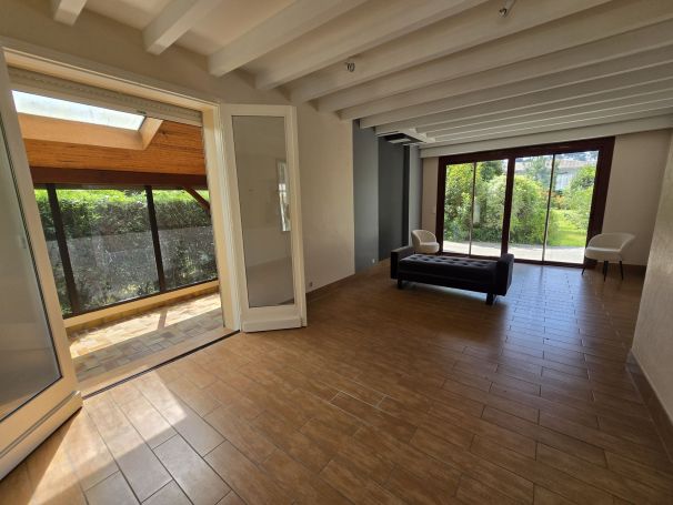 A vendre MAISON  6 PIECES 150 M2  SOORTS HOSSEGOR