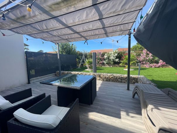 A vendre MAISON  3 PIECES 71 M2 BORD DE MER SAINT VINCENT SUR JARD
