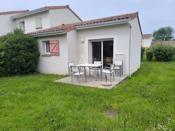 A vendre MAISON  2 PIECES 40 M2 BORD DE MER TALMONT SAINT HILAIRE