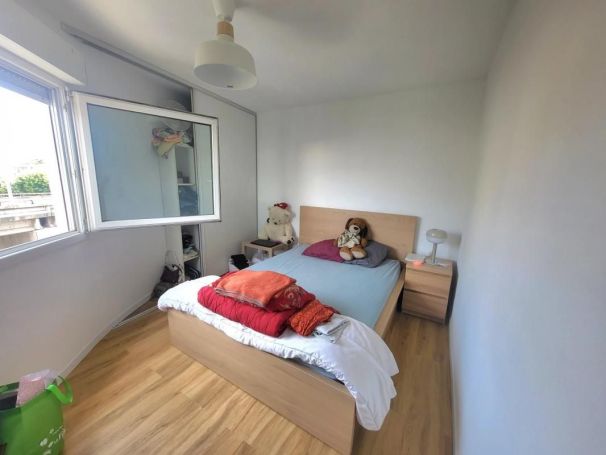 A louer APPARTEMENT T2 34 M2 BORD DE MER NICE