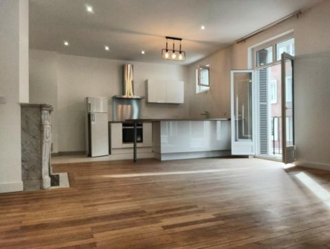 A louer APPARTEMENT T3 96 M2  LISIEUX