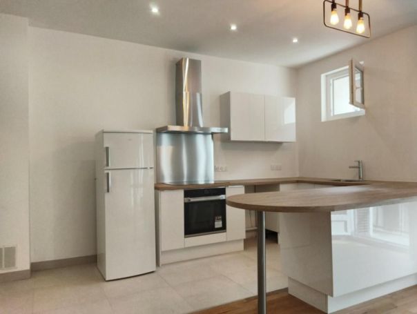 A louer APPARTEMENT T3 96 M2  LISIEUX