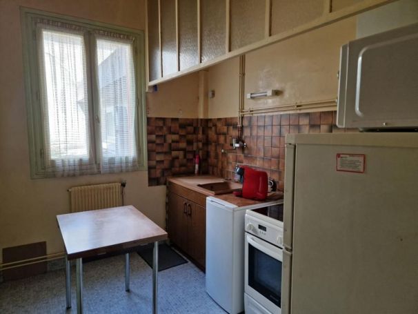 A louer APPARTEMENT T3 66 M2  LISIEUX