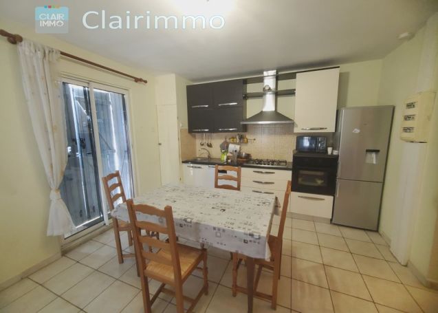 A louer APPARTEMENT T2 52 M2 BORD DE MER MARIGNANE