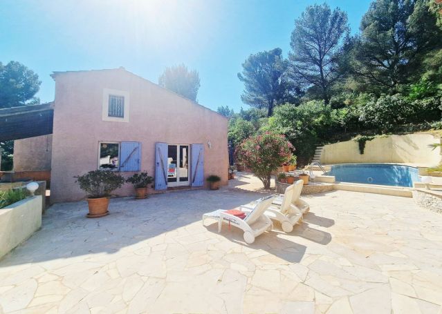 A louer MAISON  7 PIECES 160 M2  LA PENNE SUR HUVEAUNE