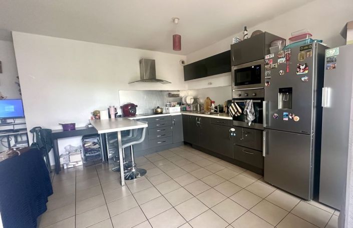 A louer APPARTEMENT T3 58 M2 TERRASSE  MARSEILLE 15EME