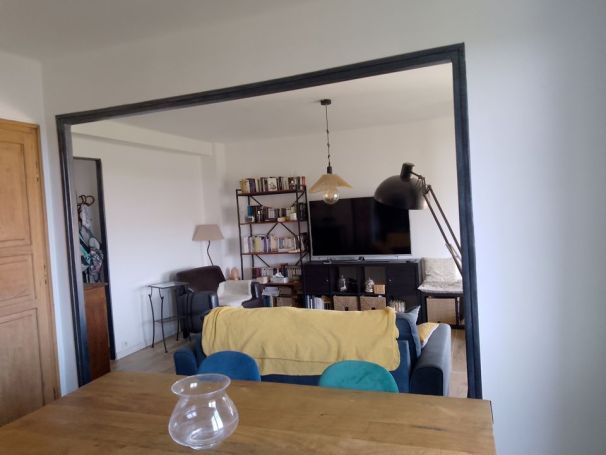 A louer APPARTEMENT T4 70 M2 BORD DE MER TOULON