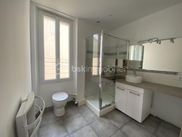 A louer APPARTEMENT NEUF T2 35 M2 BORD DE MER TOULON