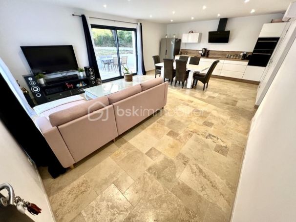 A louer MAISON  4 PIECES 94 M2  LORGUES