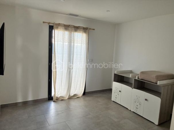 A louer MAISON  5 PIECES 85 M2  MONTBLANC