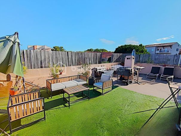 A vendre APPARTEMENT T3 70 M2 TERRASSE  LA VALETTE DU VAR