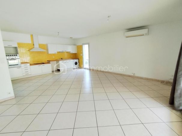 A louer MAISON  4 PIECES 87 M2  CLERMONT L HERAULT