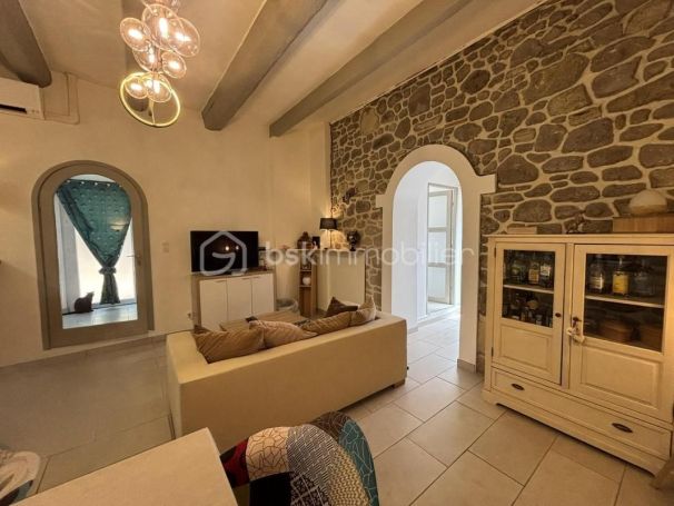 A louer MAISON  5 PIECES 143 M2  MONTBLANC