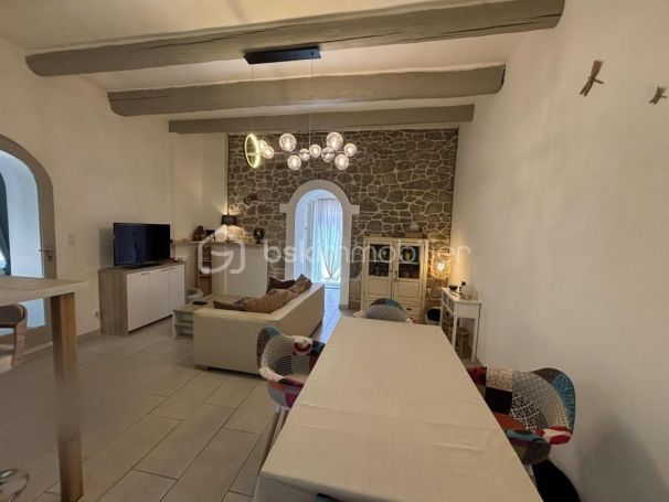 A louer MAISON  5 PIECES 143 M2  MONTBLANC