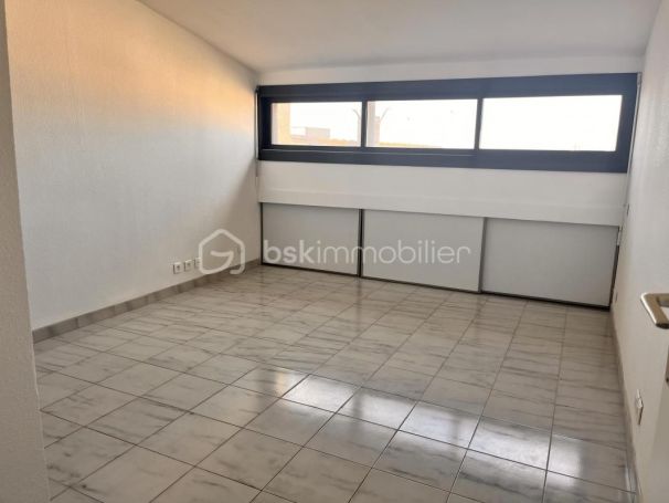 A louer APPARTEMENT DUPLEX NEUF T3 53 M2 BORD DE MER VALRAS PLAGE