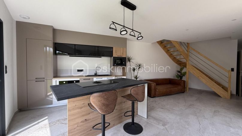 A louer MAISON  CONTEMPORAINE  POMEROLS