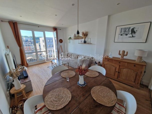A louer APPARTEMENT T3 71 M2 BORD DE MER LE HAVRE