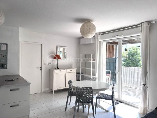 A louer APPARTEMENT T3 52 M2 TERRASSE BORD DE MER FRONTIGNAN