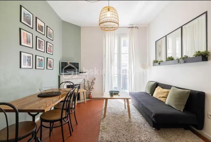 A louer APPARTEMENT T3 56 M2 BORD DE MER CANNES