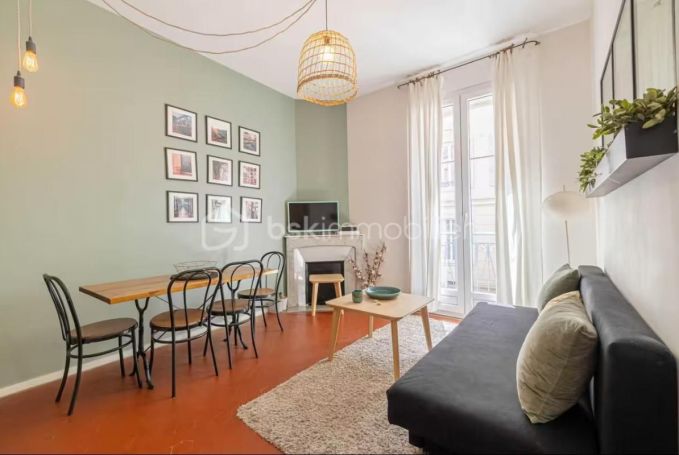 A louer APPARTEMENT T3 56 M2 BORD DE MER CANNES