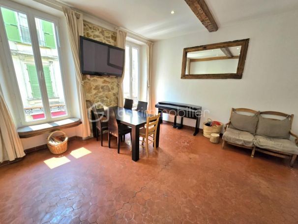 A louer APPARTEMENT T3 55 M2 BORD DE MER ANTIBES