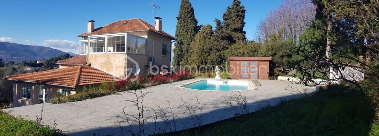 A louer MAISON  8 PIECES 149 M2 BORD DE MER NICE