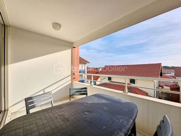A louer APPARTEMENT T2 35 M2 PIEDS DANS L'EAU MIMIZAN