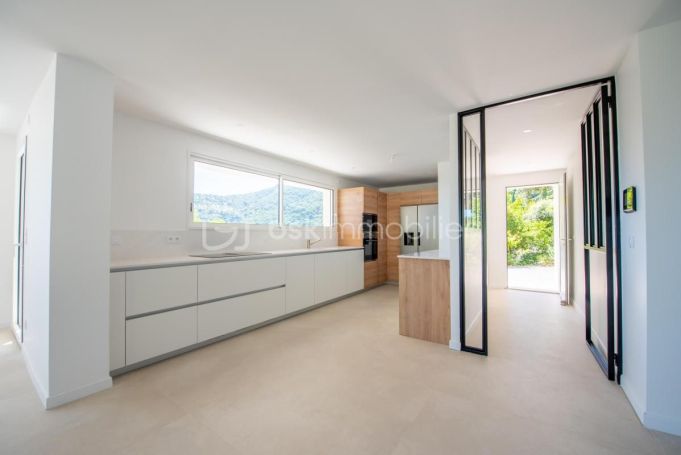 A louer MAISON  5 PIECES 148 M2 VUE MER CAVALAIRE SUR MER