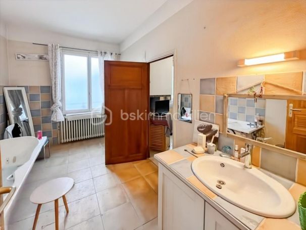 A louer MAISON  DE MAîTRE  MONTPELLIER