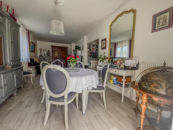 A louer APPARTEMENT T4 85 M2  LISIEUX