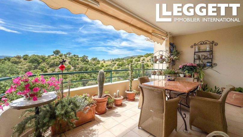 A louer APPARTEMENT DE PRESTIGE T3 80 M2 BORD DE MER MANDELIEU LA NAPOULE